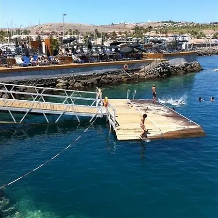 Botel Yacht House Maspalomas